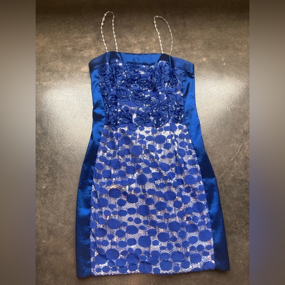 Jessica McClintock Junior’s Women’s Rose Seuqin Dress - SIZE 8 - Picture 5 of 13